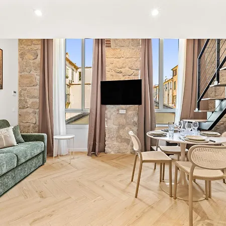 Merveilleux Duplex Centre De Nice, Climatise Et Renove ! Διαμέρισμα *