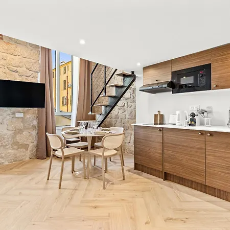 Merveilleux Duplex Centre De Nice, Climatise Et Renove ! * Nizza