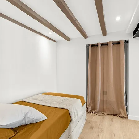 Merveilleux Duplex Centre De Nice, Climatise Et Renove ! * Nizza